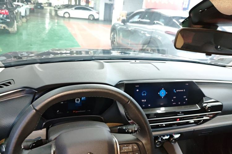 Used Citroen C5 X 2021 1.6T Enjoy the Extraordinary Interior 2