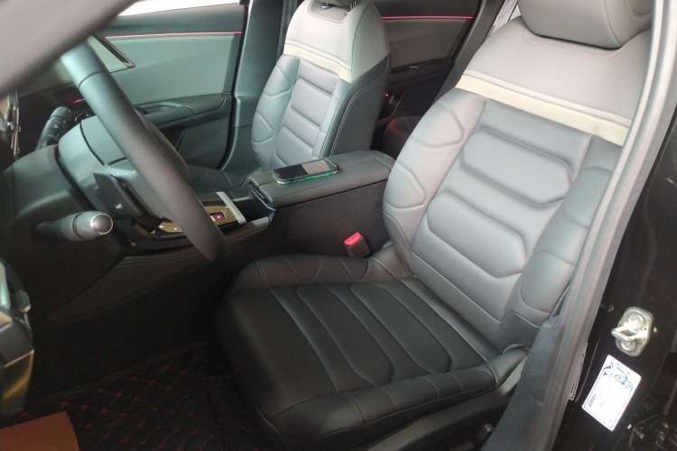 Used Citroen C5 X 2021 1.6T Impressive Edition Left Front Seat