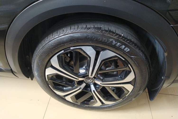 Used Citroen C5 X 2021 1.6T Impressive Edition Left Rear Wheel Hub