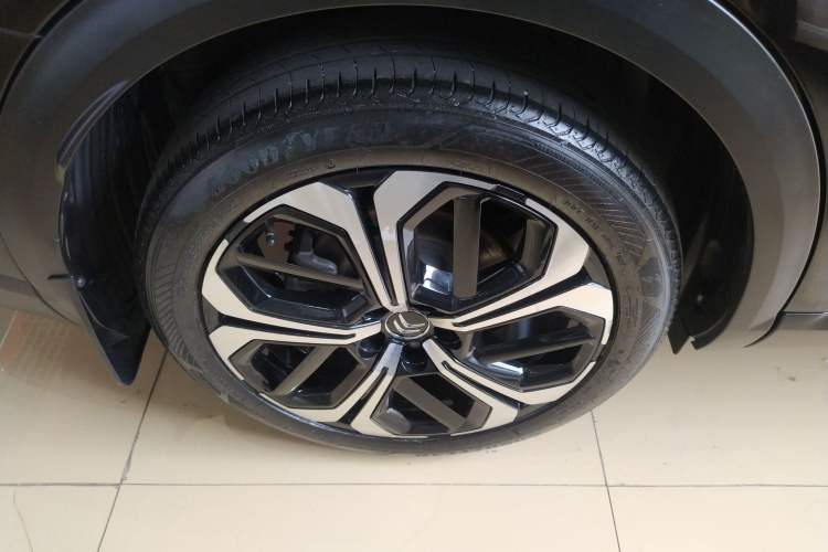 Used Citroen C5 X 2021 1.6T Impressive Edition Right Rear Wheel Hub