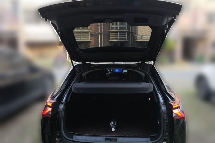 Used Citroen C5 X 2021 1.6T Impressive Edition Trunk