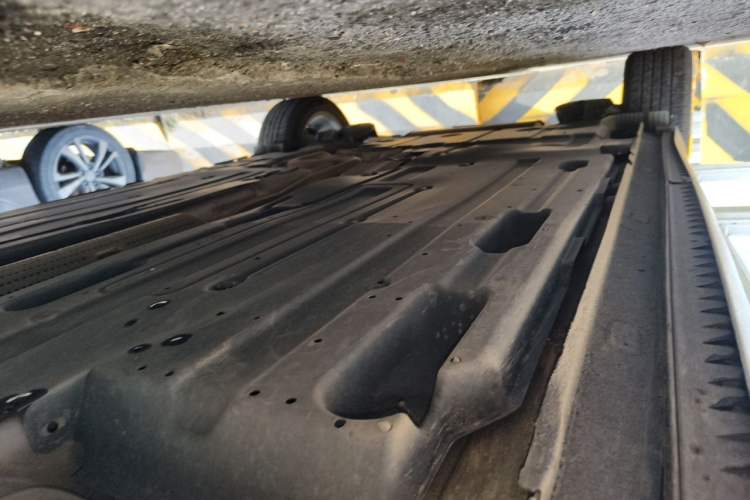 Used Citroen C5 X 2021 1.6T Impressive Edition Chassis Front Right