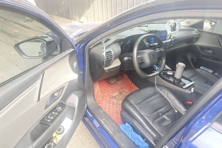 Used Citroen C5 X 2021 1.6T Enjoy the Extraordinary Driver Seat