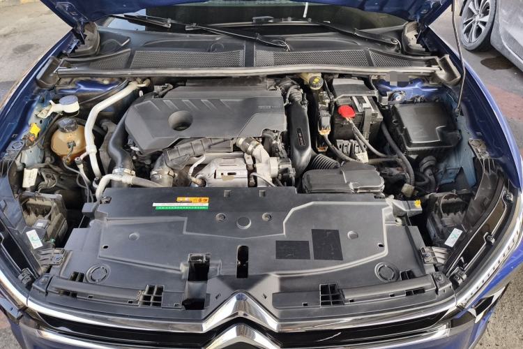 Used Citroen C5 X 2021 1.6T Impressive Edition Engine Bay