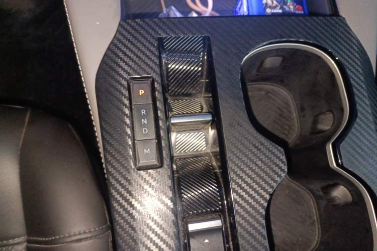 Used Citroen C5 X 2021 1.6T Ignite the Extraordinary Gear Lever