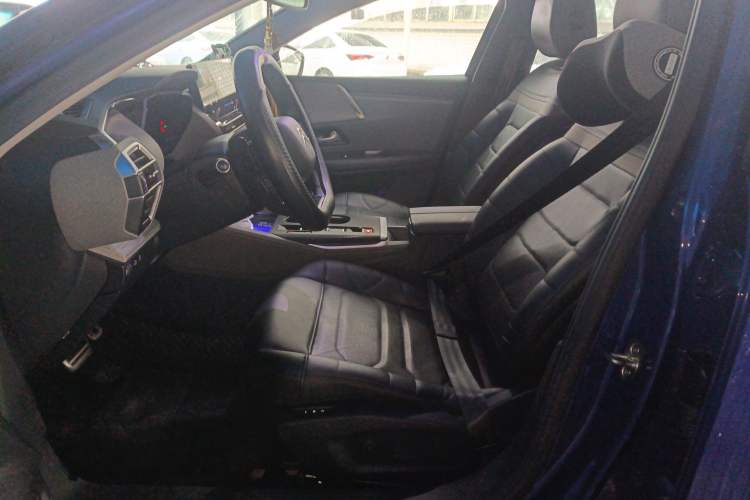 Used Citroen C5 X 2021 1.6T Ignite the Extraordinary Left Front Seat