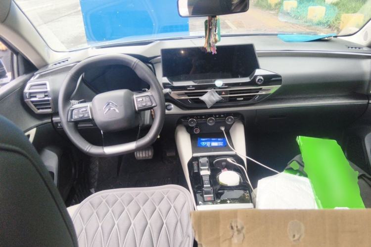 Used Citroen C5 X 2021 1.6T Impressive Edition Center Console