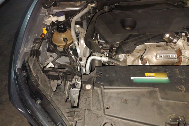 Used Citroen C5 X 2021 1.6T Flagship Edition Engine Bay Right
