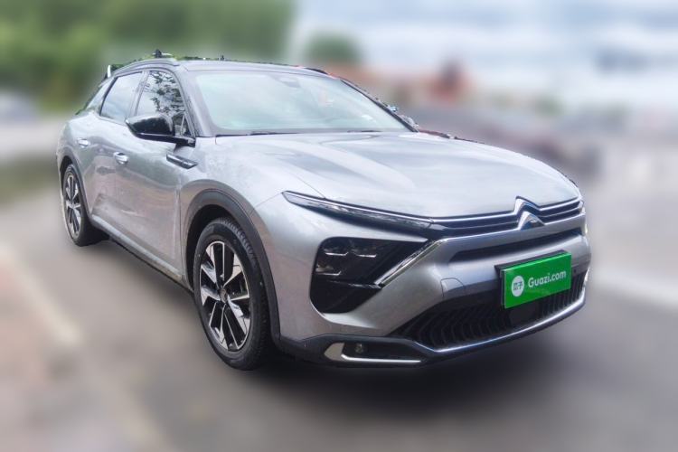 Used Citroen C5 X 2021 1.6T Impressive Edition Front Right 45 Deg