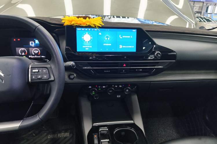 Used Citroen C5 X 2021 1.6T Enjoy the Extraordinary Audio And AC Panel
