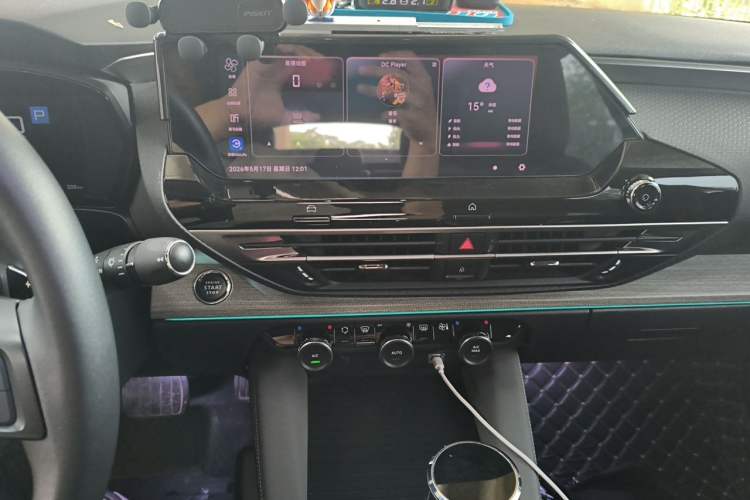 Used Citroen C5 X 2021 1.6T Enjoy the Extraordinary Audio And AC Panel