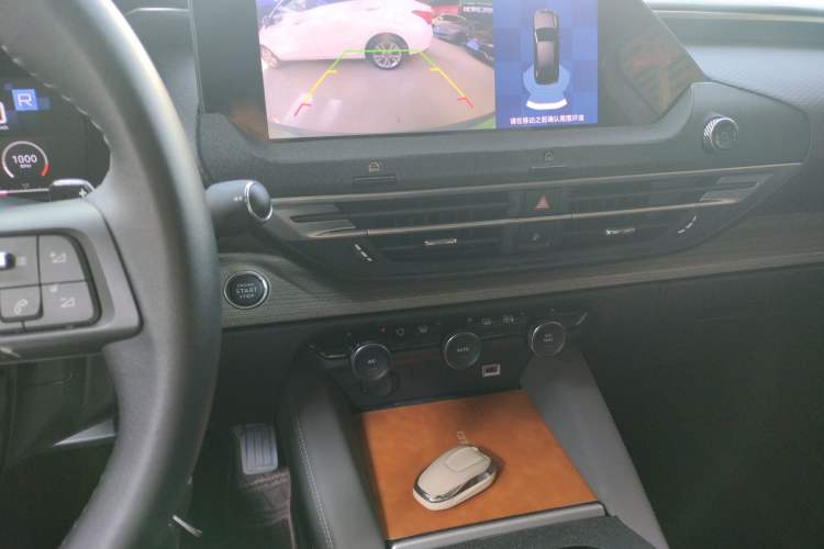 Used Citroen C5 X 2021 1.6T Enjoy the Extraordinary Audio And AC Panel