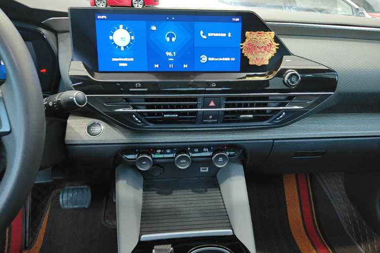 Used Citroen C5 X 2021 1.6T Enjoy the Extraordinary Audio And AC Panel