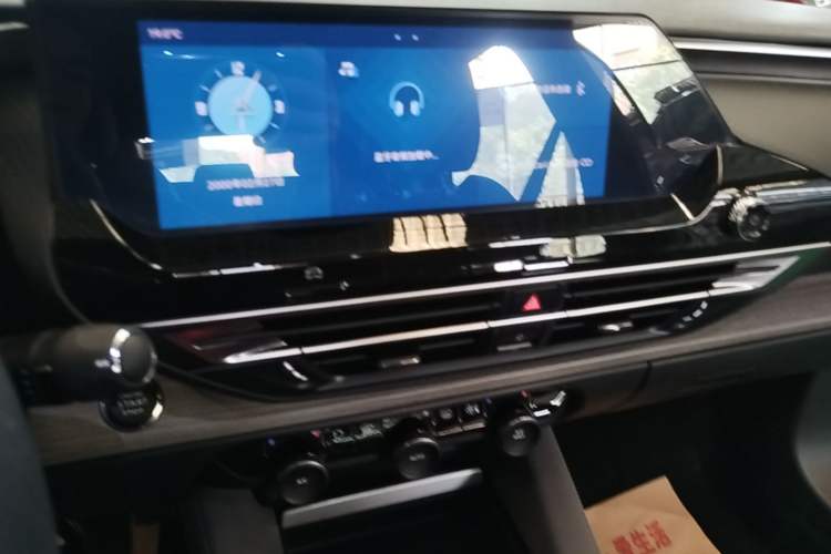 Used Citroen C5 X 2021 1.6T Enjoy the Extraordinary Audio And AC Panel