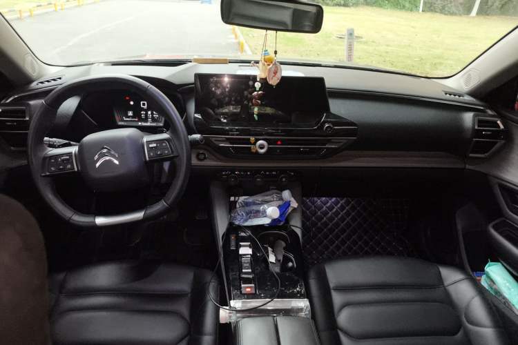 Used Citroen C5 X 2021 1.6T Flagship Edition Center Console
