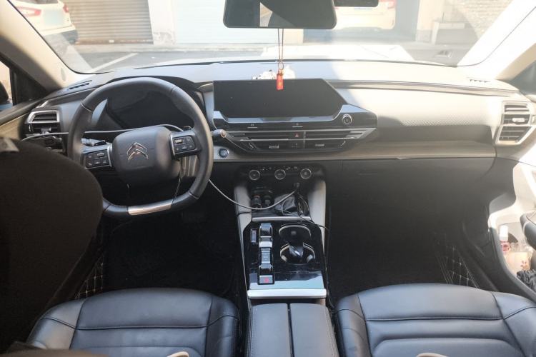 Used Citroen C5 X 2021 1.6T Enjoy the Extraordinary Center Console