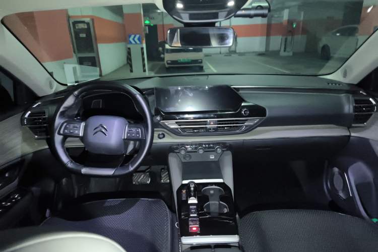 Used Citroen C5 X 2021 1.6T Enjoy the Extraordinary Center Console