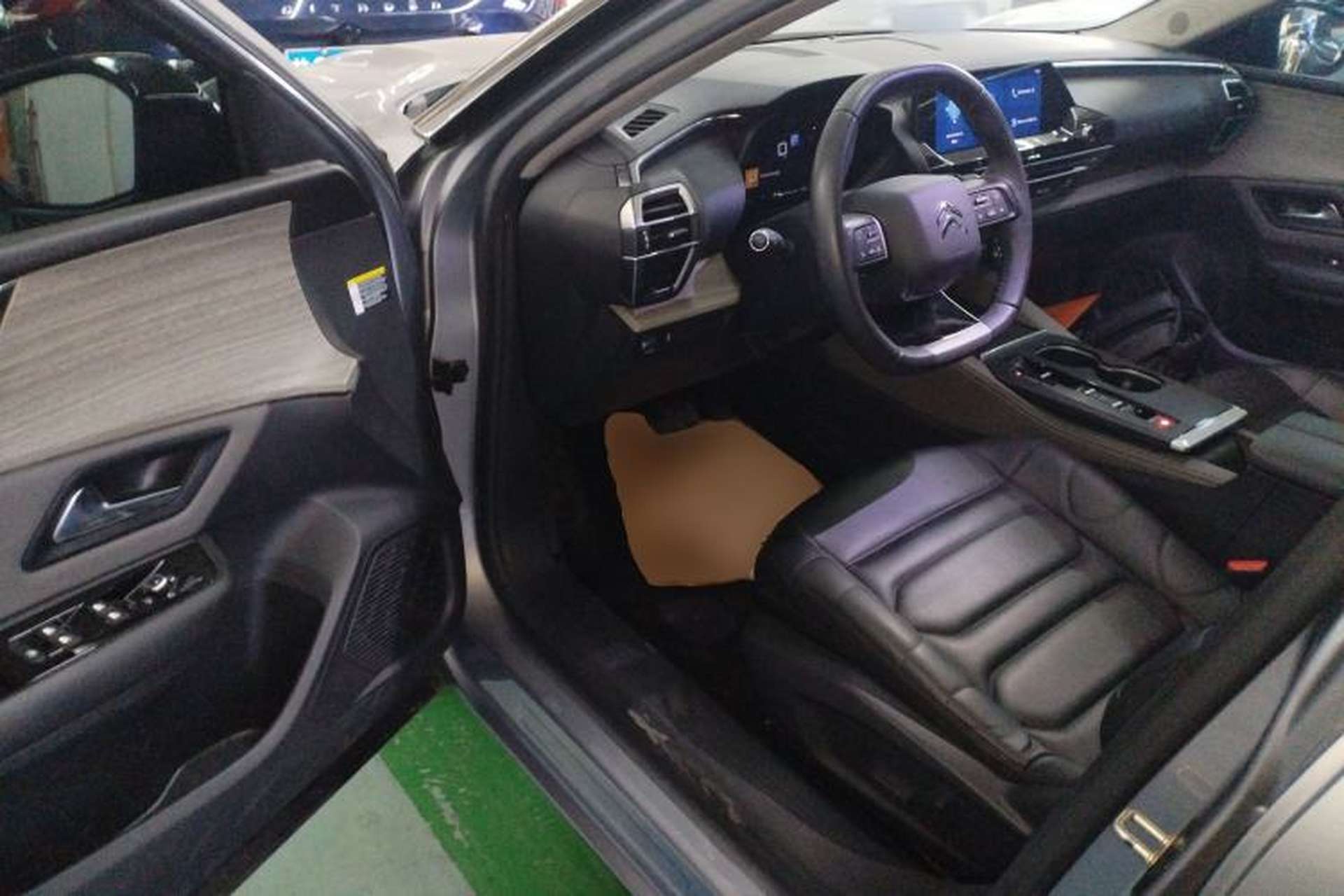 Used Citroen C5 X 2021 1.6T Enjoy the Extraordinary Driver Seat