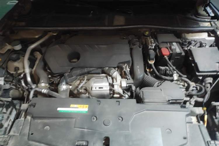Used Citroen C5 X 2021 1.6T Enjoy the Extraordinary Engine Bay