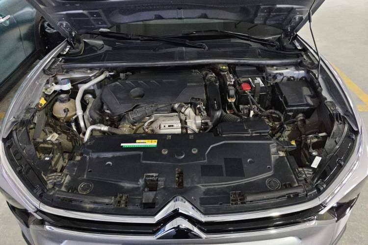 Used Citroen C5 X 2021 1.6T Enjoy the Extraordinary Engine Bay