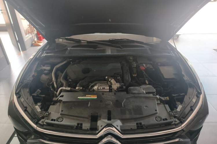 Used Citroen C5 X 2021 1.6T Enjoy the Extraordinary Engine Bay