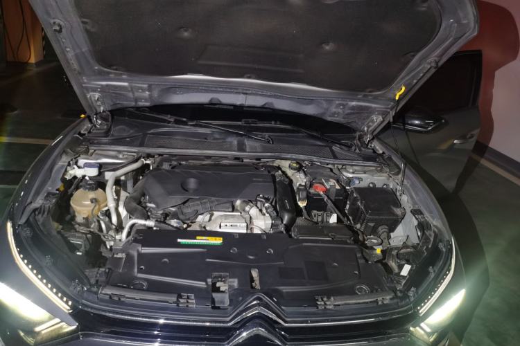 Used Citroen C5 X 2021 1.6T Enjoy the Extraordinary Engine Bay