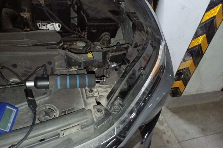 Used Citroen C5 X 2021 1.6T Enjoy the Extraordinary Engine Bay Left