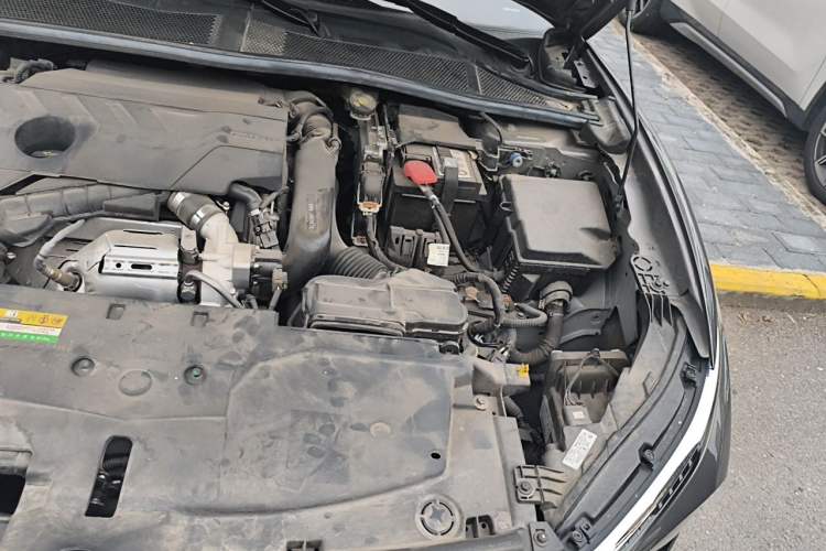 Used Citroen C5 X 2021 1.6T Enjoy the Extraordinary Engine Bay Left