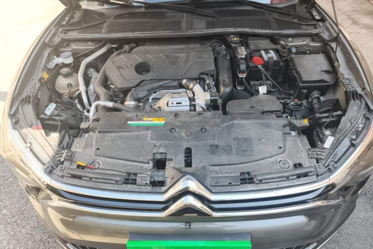 Used Citroen C5 X 2021 1.6T Enjoy the Extraordinary Engine Bay
