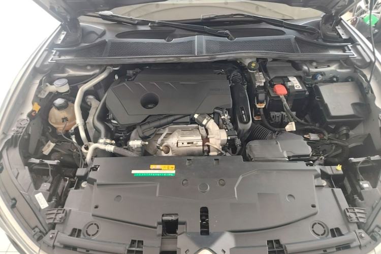 Used Citroen C5 X 2021 1.6T Enjoy the Extraordinary Engine Bay