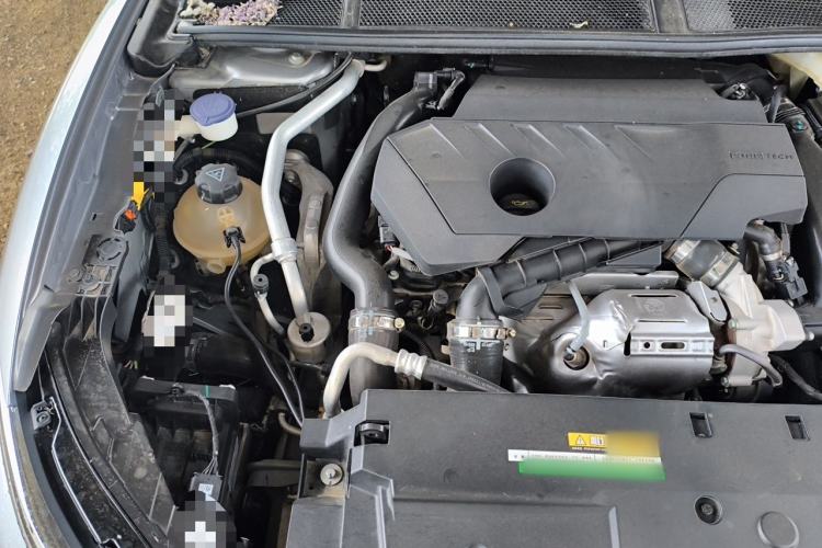 Used Citroen C5 X 2021 1.6T Enjoy the Extraordinary Engine Bay Right