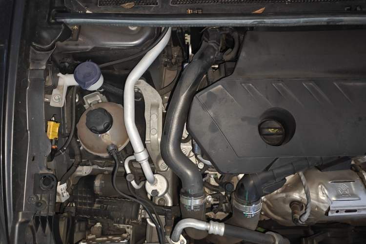 Used Citroen C5 X 2021 1.6T Enjoy the Extraordinary Engine Bay Right