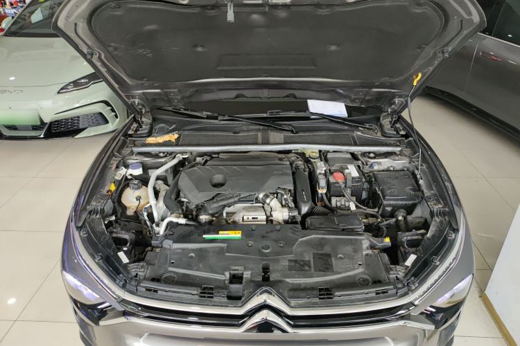 Used Citroen C5 X 2021 1.6T Enjoy the Extraordinary Engine Bay