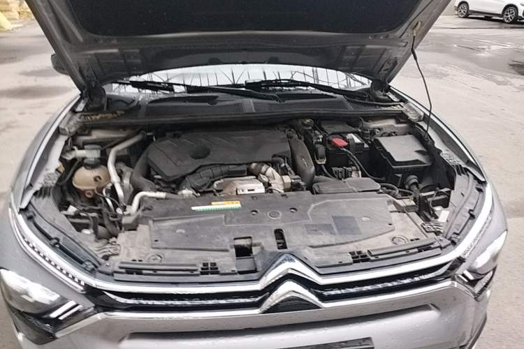 Used Citroen C5 X 2021 1.6T Enjoy the Extraordinary Engine Bay