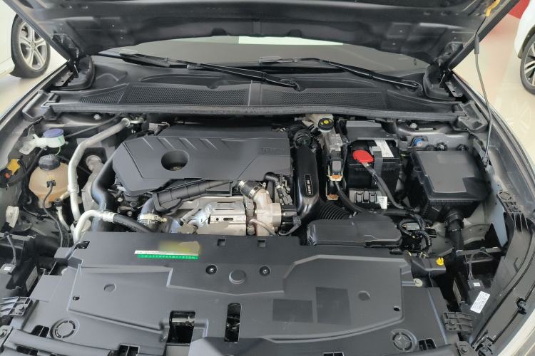 Used Citroen C5 X 2021 1.6T Enjoy the Extraordinary Engine Bay