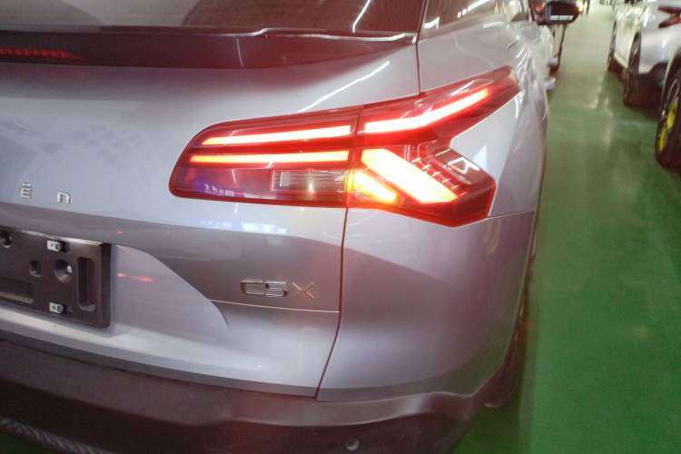 Used Citroen C5 X 2021 1.6T Enjoy the Extraordinary Exterior 3
