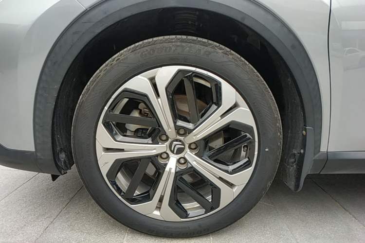 Used Citroen C5 X 2021 1.6T Enjoy the Extraordinary Exterior 4