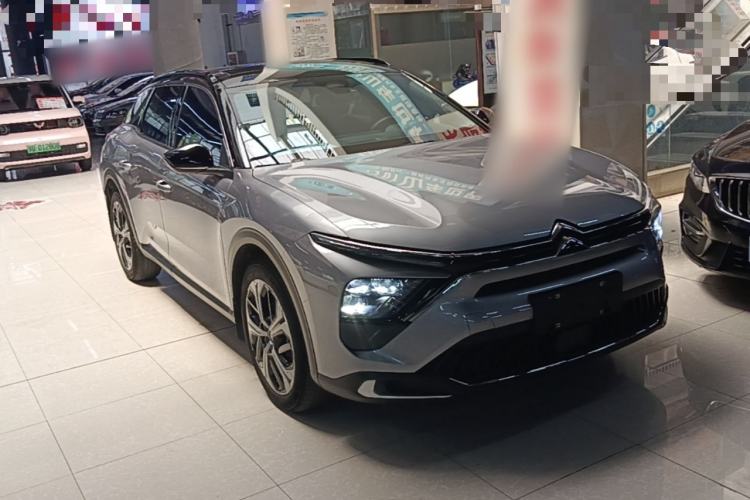 Used Citroen C5 X 2021 1.6T Enjoy the Extraordinary Front Right 45 Deg