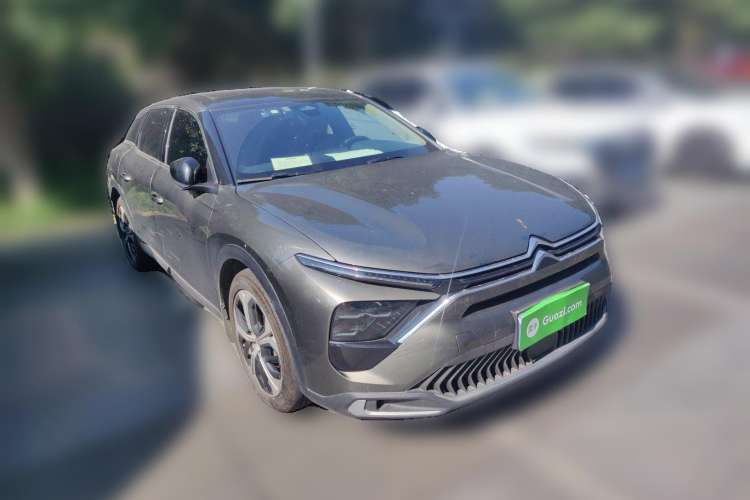 Used Citroen C5 X 2021 1.6T Enjoy the Extraordinary Front Right 45 Deg