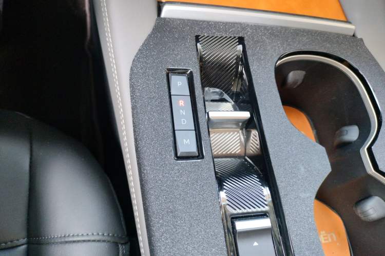 Used Citroen C5 X 2021 1.6T Enjoy the Extraordinary Gear Lever