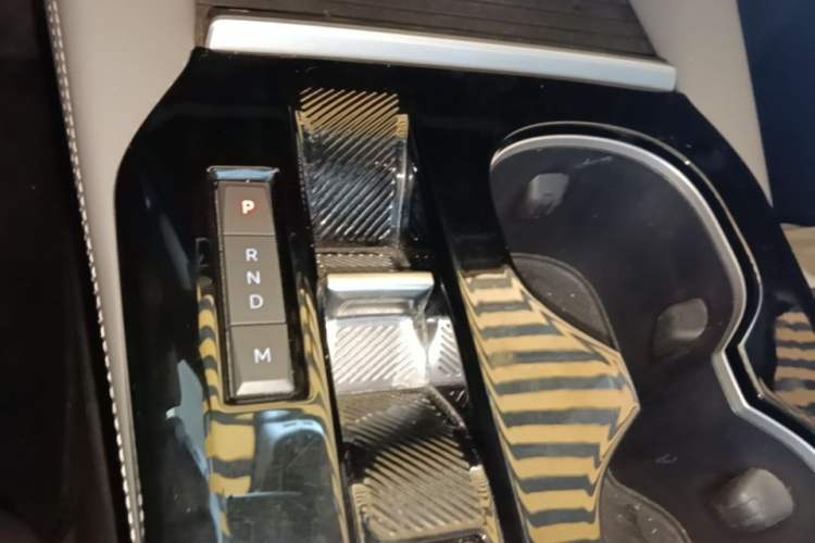 Used Citroen C5 X 2021 1.6T Enjoy the Extraordinary Gear Lever