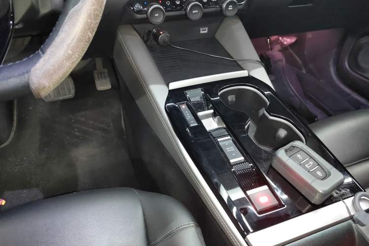 Used Citroen C5 X 2021 1.6T Enjoy the Extraordinary Gear Lever