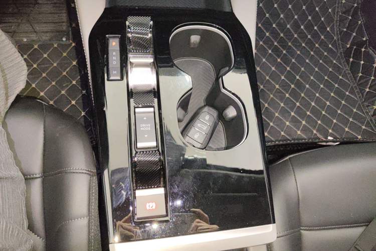 Used Citroen C5 X 2021 1.6T Enjoy the Extraordinary Gear Lever