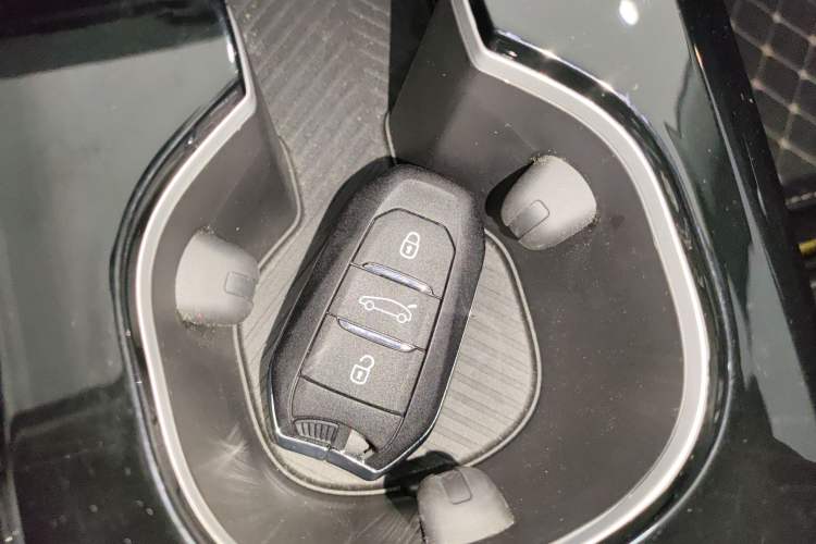 Used Citroen C5 X 2021 1.6T Enjoy the Extraordinary Interior 1