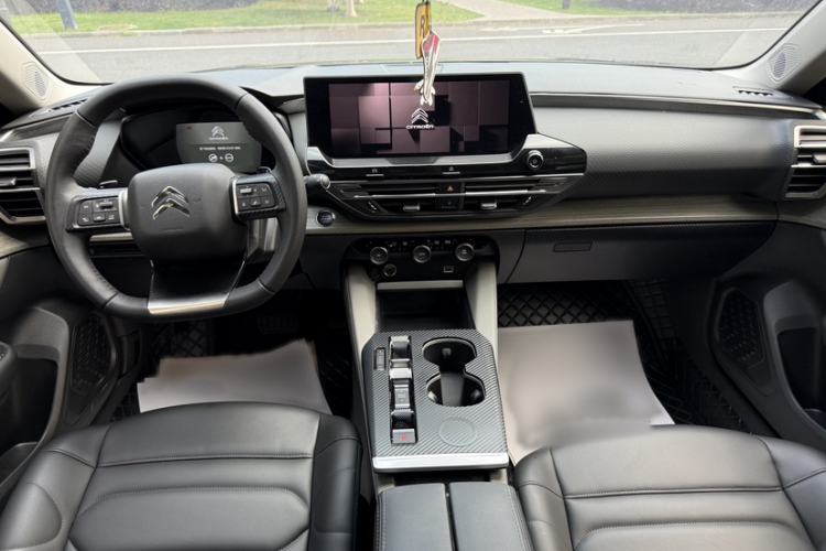 Used Citroen C5 X 2021 1.6T Impressive Edition Interior 2