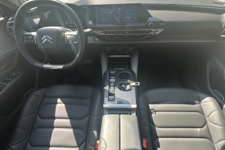Used Citroen C5 X 2021 1.6T Enjoy the Extraordinary Interior 2