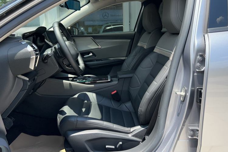 Used Citroen C5 X 2021 1.6T Enjoy the Extraordinary Interior 2