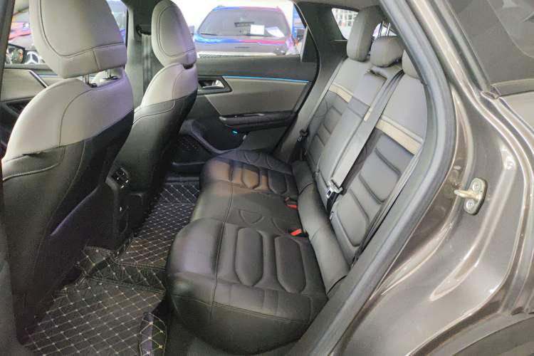 Used Citroen C5 X 2021 1.6T Enjoy the Extraordinary Interior 4