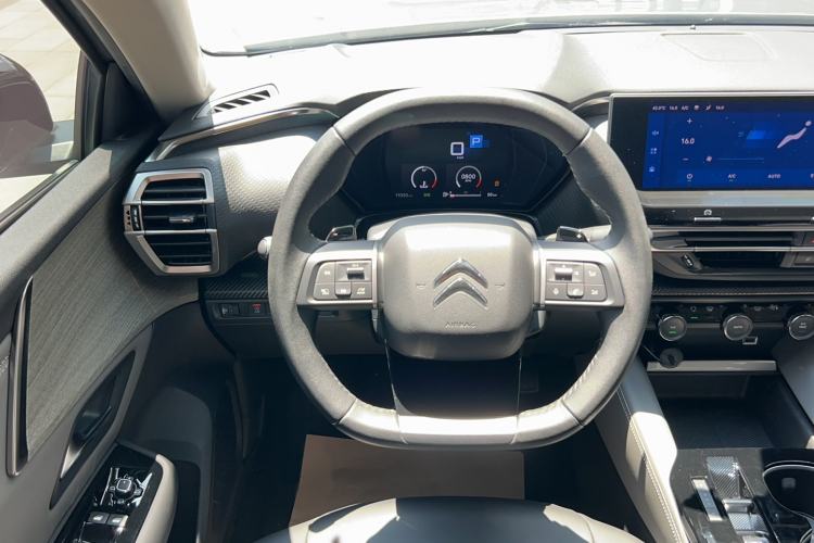 Used Citroen C5 X 2021 1.6T Enjoy the Extraordinary Interior 4