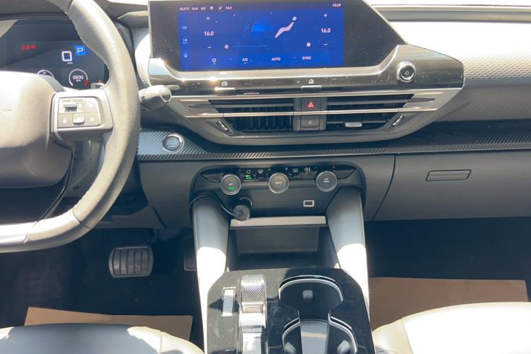 Used Citroen C5 X 2021 1.6T Enjoy the Extraordinary Interior 5